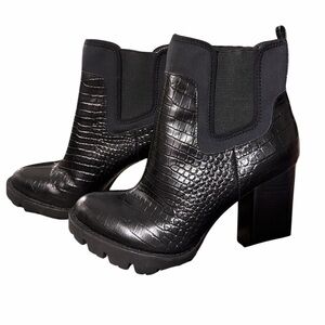 Charles David Grady Croc Embossed Leather Chelsea Booties Lug Sole